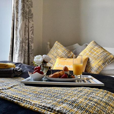 Cosy 2 Bedroom Central Apartment - Free Parking, Free Wifi Абърдийн Екстериор снимка