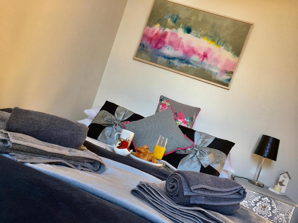 Cosy 2 Bedroom Central Apartment - Free Parking, Free Wifi Абърдийн Екстериор снимка