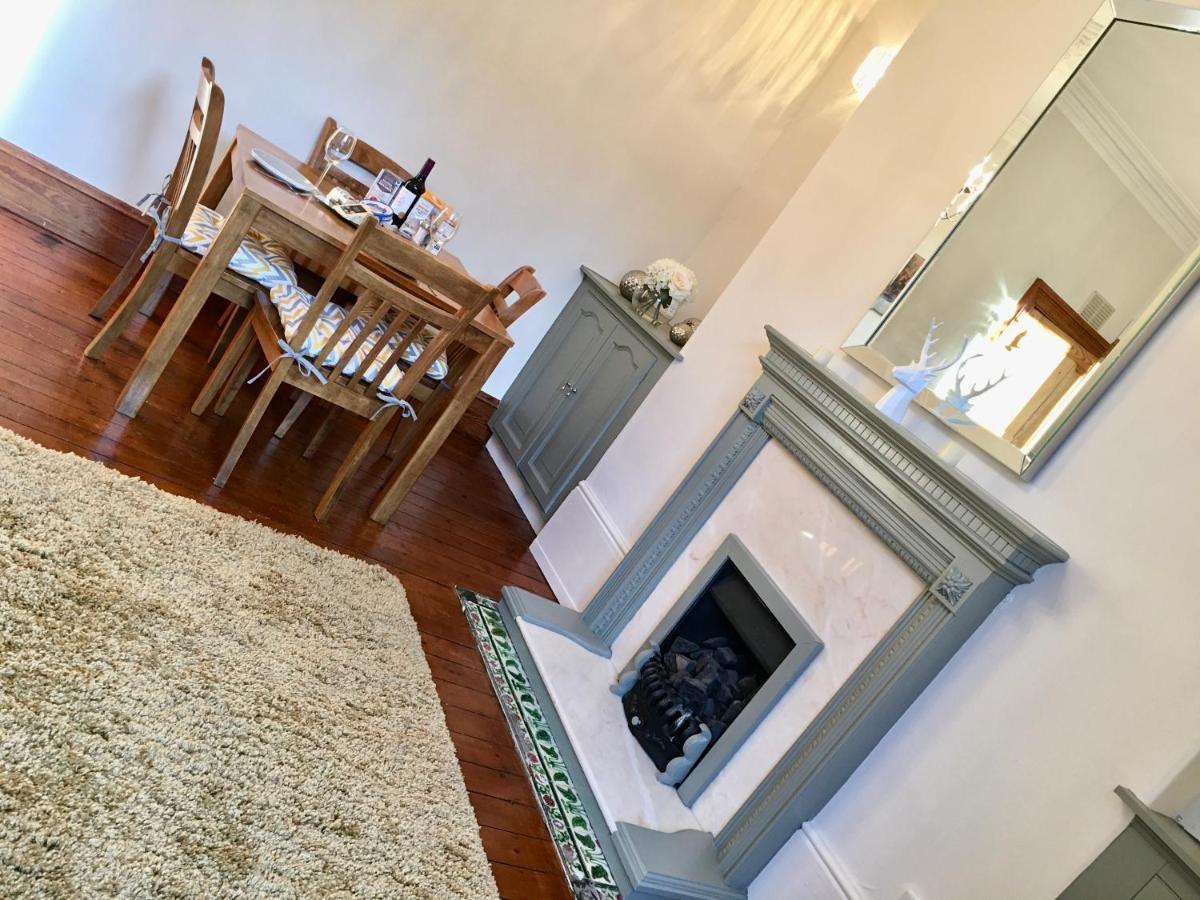 Cosy 2 Bedroom Central Apartment - Free Parking, Free Wifi Абърдийн Екстериор снимка
