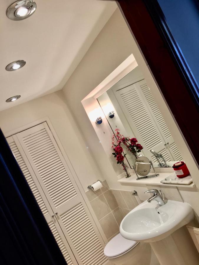 Cosy 2 Bedroom Central Apartment - Free Parking, Free Wifi Абърдийн Екстериор снимка